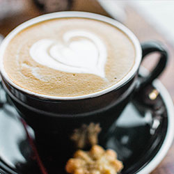 真的有点离谱，刷蜜桃影视最怕的不是浪费时间，是被完播率拿捏（这才是关键）